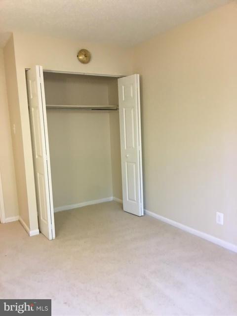 11650 Stoneview Square, Unit 1B Reston, VA 20191 - Photo 12 of 17 Bedroom 2 closet