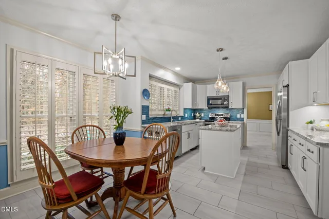 $600,000 | 300 West Kirkfield Drive, Cary, NC 27518