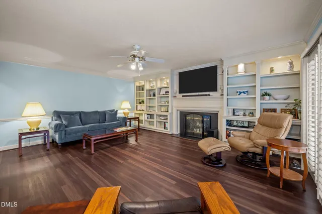 $600,000 | 300 West Kirkfield Drive, Cary, NC 27518