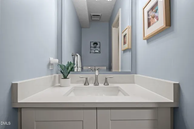 $600,000 | 300 West Kirkfield Drive, Cary, NC 27518