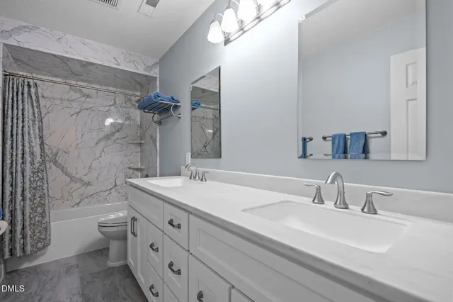 $600,000 | 300 West Kirkfield Drive, Cary, NC 27518