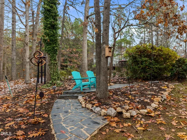 $600,000 | 300 West Kirkfield Drive, Cary, NC 27518