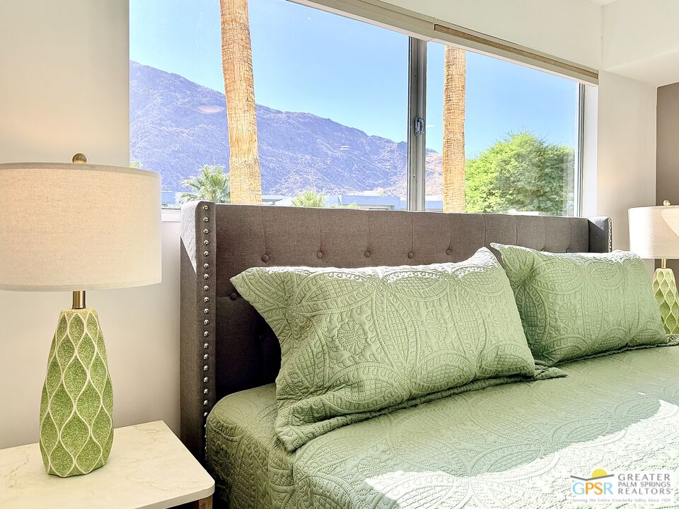 588 East San Lorenzo Road, Unit 201 Palm Springs, CA 92264 - Photo 18 of 70