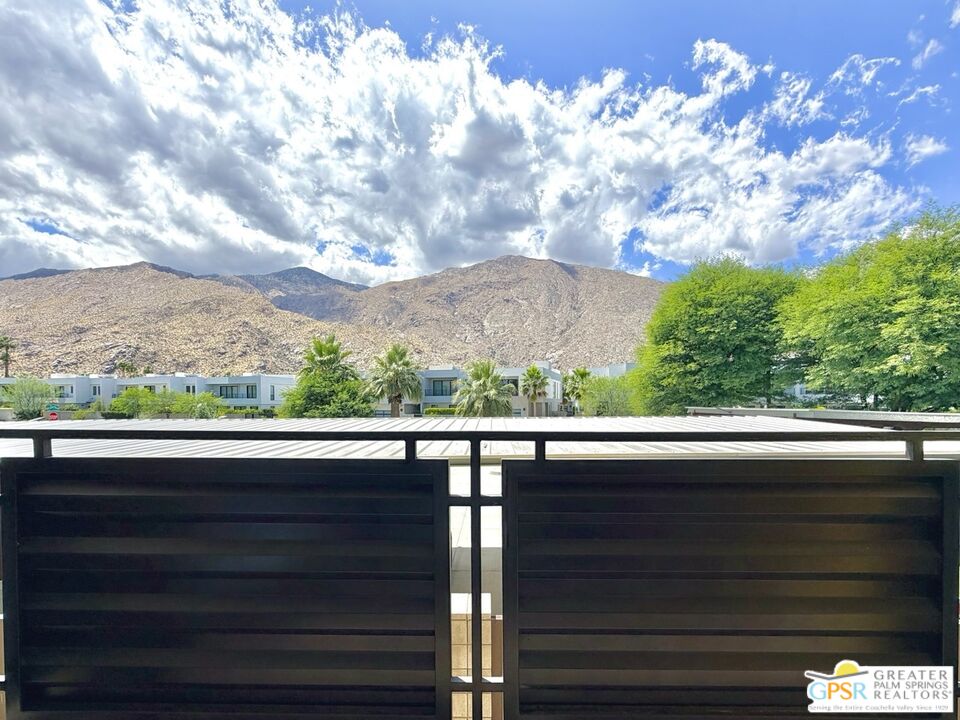 588 East San Lorenzo Road, Unit 201 Palm Springs, CA 92264 - Photo 31 of 70