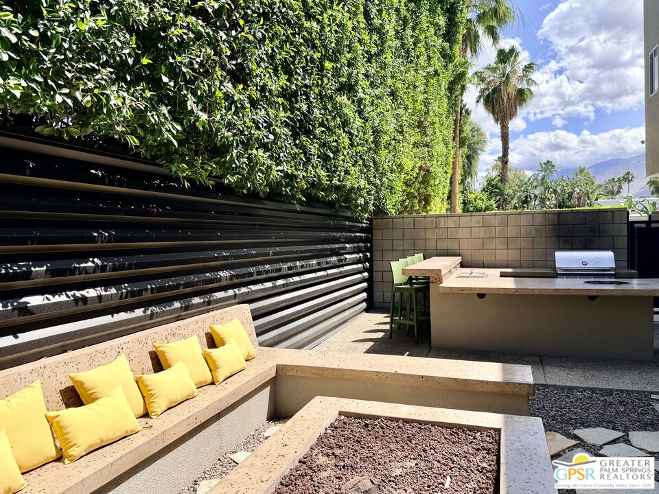 588 East San Lorenzo Road, Unit 201 Palm Springs, CA 92264 - Photo 50 of 70