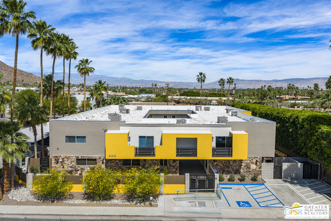 588 East San Lorenzo Road, Unit 201 Palm Springs, CA 92264 - Photo 68 of 70