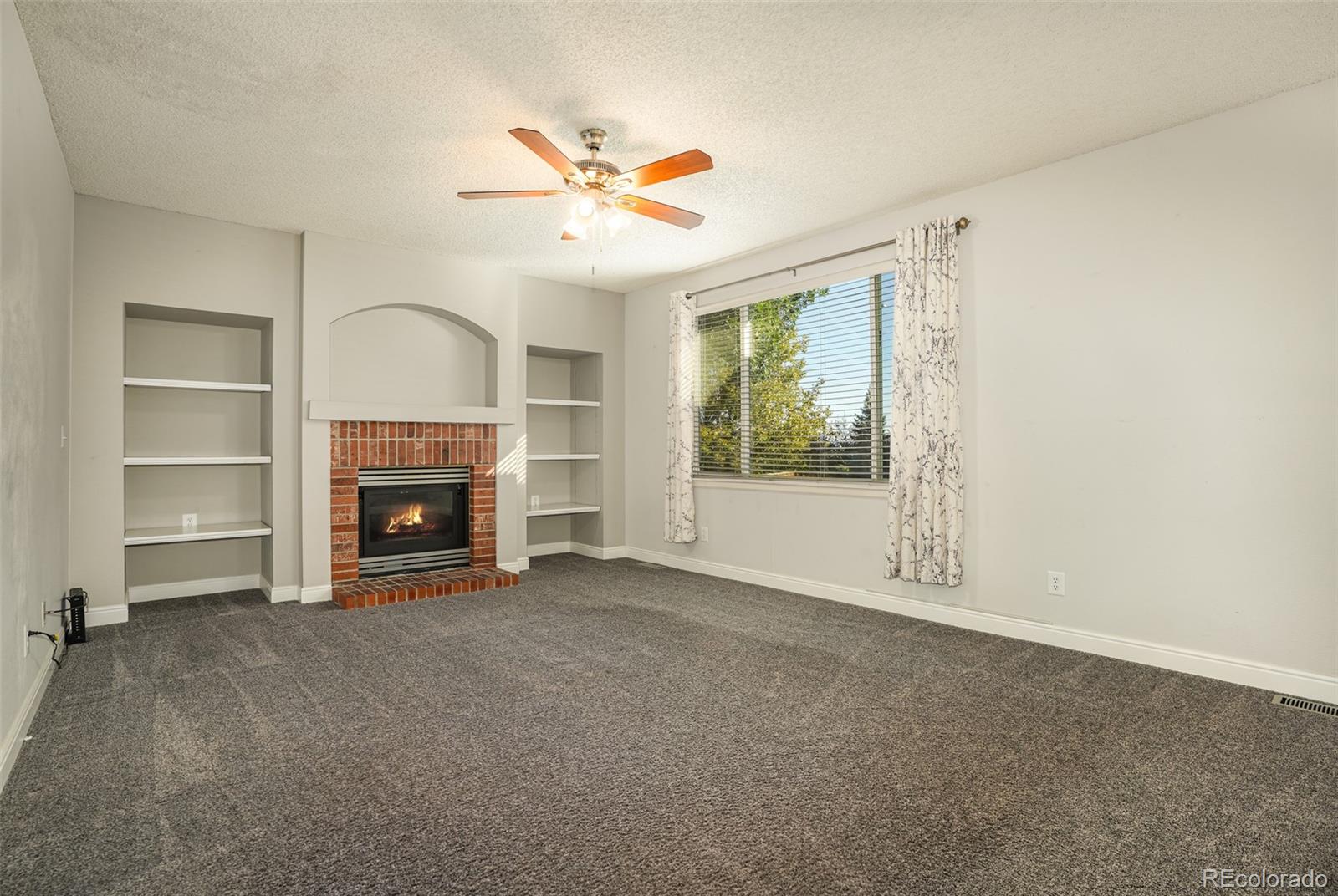 9944 Silver Maple Way Highlands Ranch, CO 80129 - Photo 10 of 37 Gallery Image 10