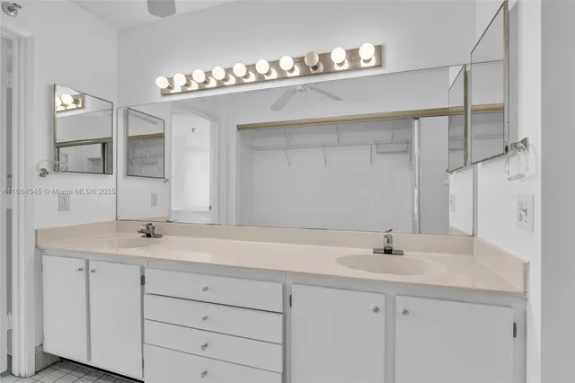 $199,900 | 7360 South Oriole Boulevard, Unit 806, Delray Beach, FL 33446