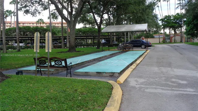 $199,900 | 7360 South Oriole Boulevard, Unit 806, Delray Beach, FL 33446