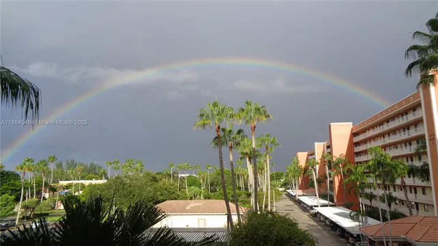 $199,900 | 7360 South Oriole Boulevard, Unit 806, Delray Beach, FL 33446