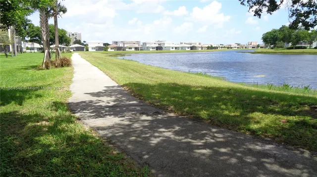 $199,900 | 7360 South Oriole Boulevard, Unit 806, Delray Beach, FL 33446