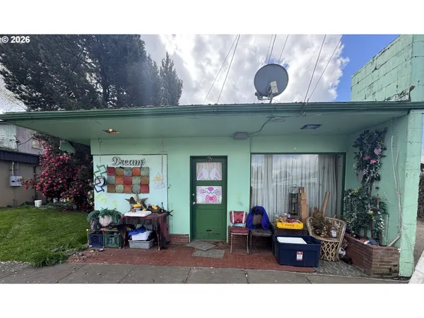 $150,000 | 107 5th Street, Amity, OR 97101