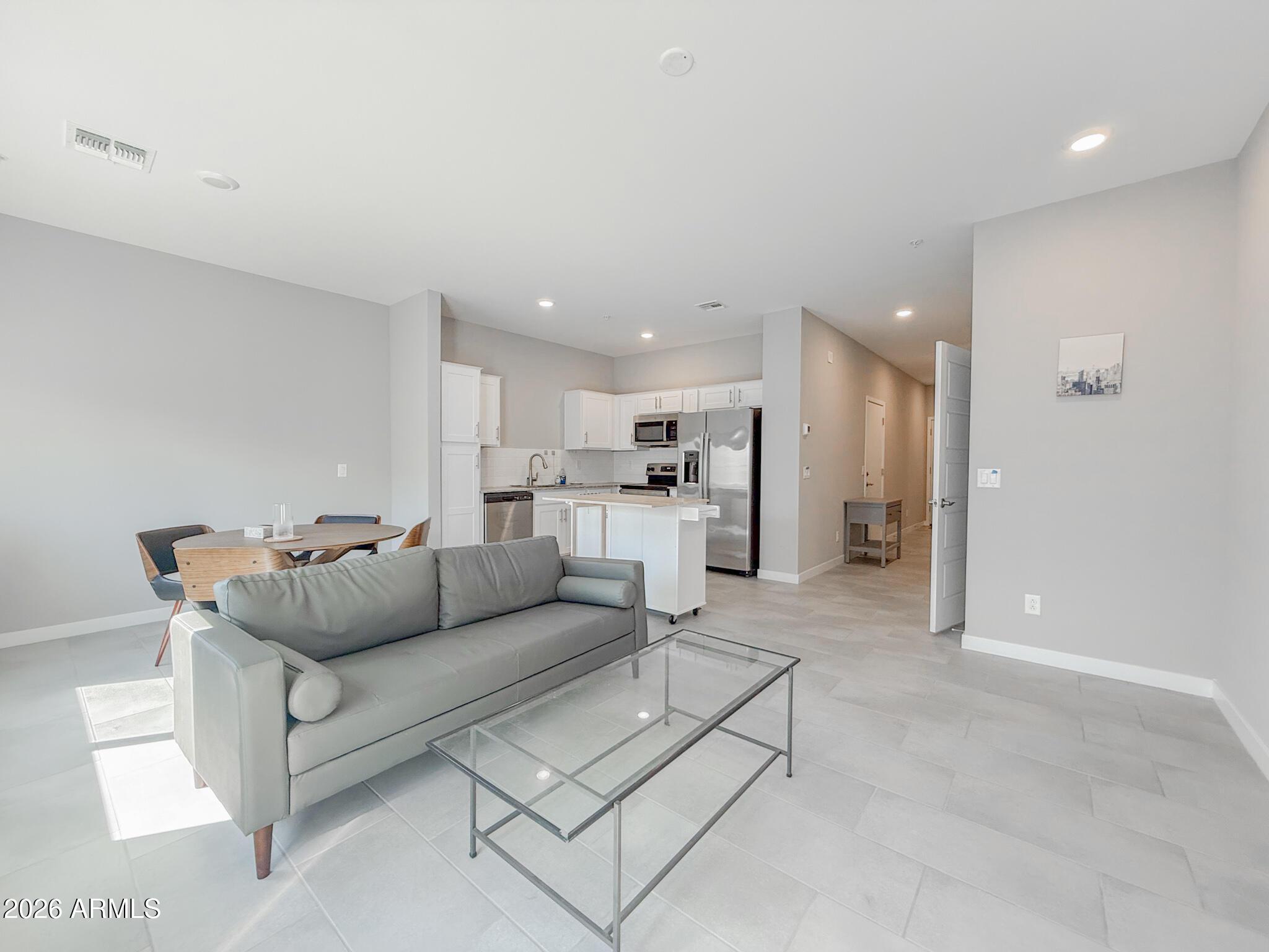 2269 West Echo Lane Phoenix, AZ 85021 - Photo 10 of 27 Photo #10