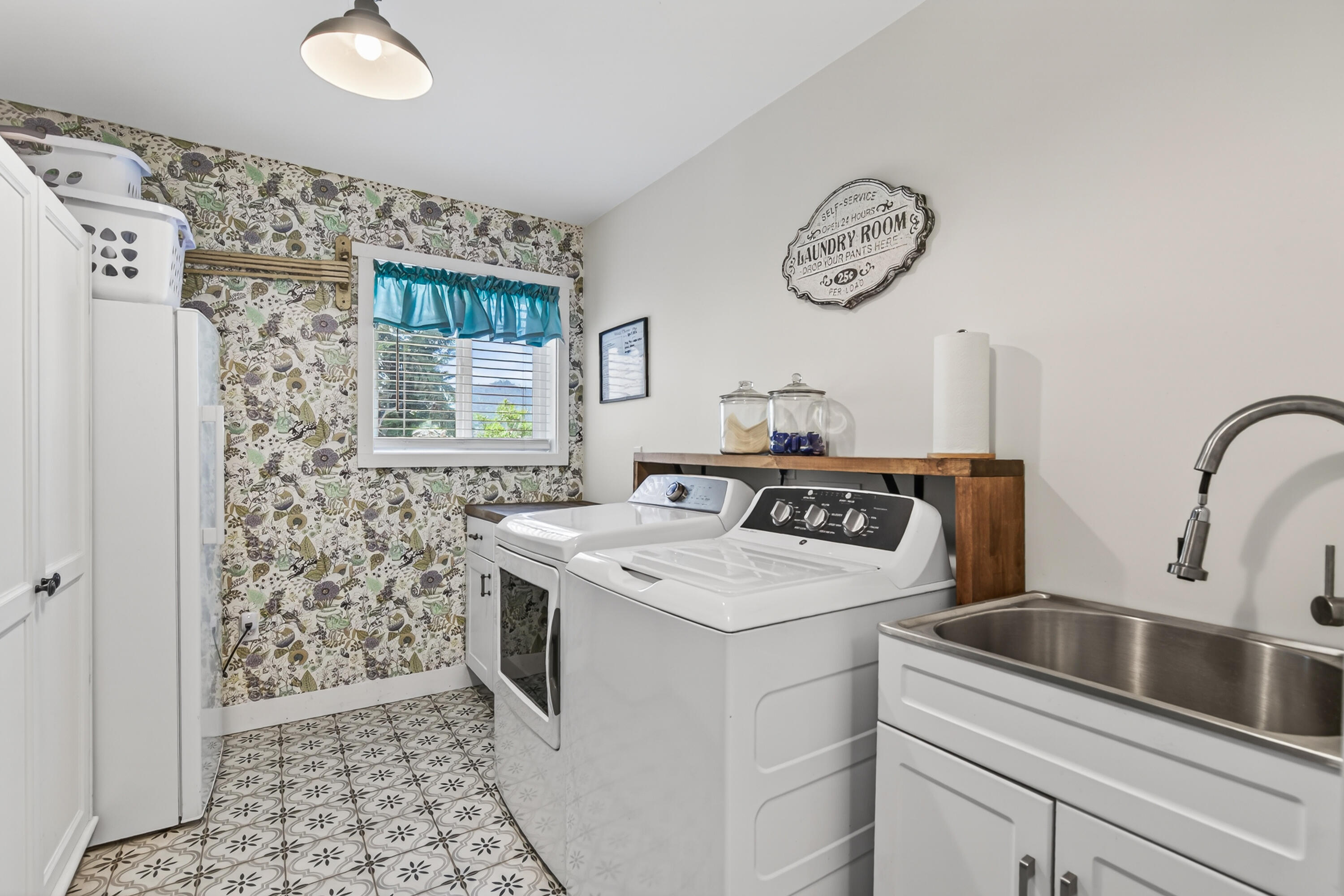 6928 Wagner Creek Road Talent, OR 97540 - Photo 35 of 48 Gallery Image 35