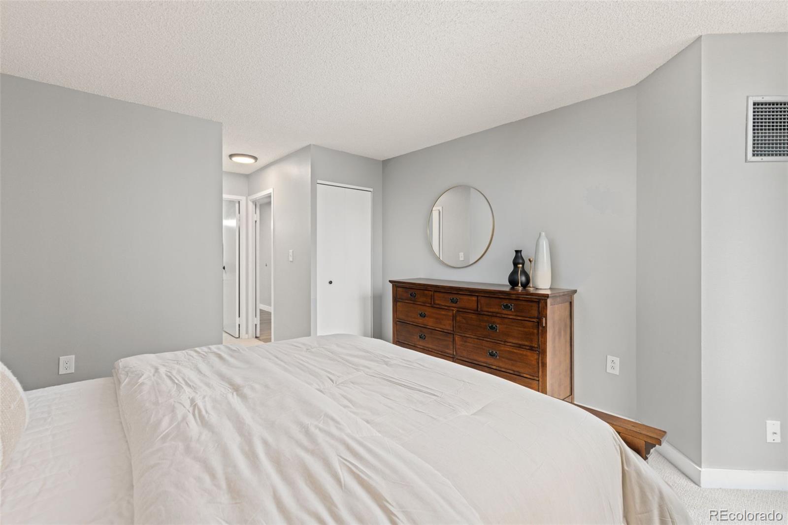 1625 Larimer Street, Unit 1904 Denver, CO 80202 - Photo 13 of 40