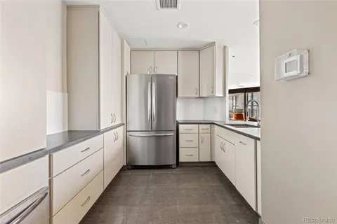 $350,000 | 1625 Larimer Street, Unit 1904, Denver, CO 80202