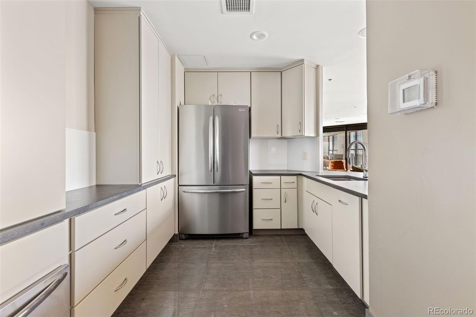 1625 Larimer Street, Unit 1904 Denver, CO 80202 - Photo 32 of 40