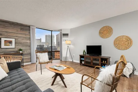 $350,000 | 1625 Larimer Street, Unit 1904, Denver, CO 80202