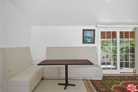 $225,000 | 23777 Mulholland Highway, Unit 70, Calabasas, CA 91302