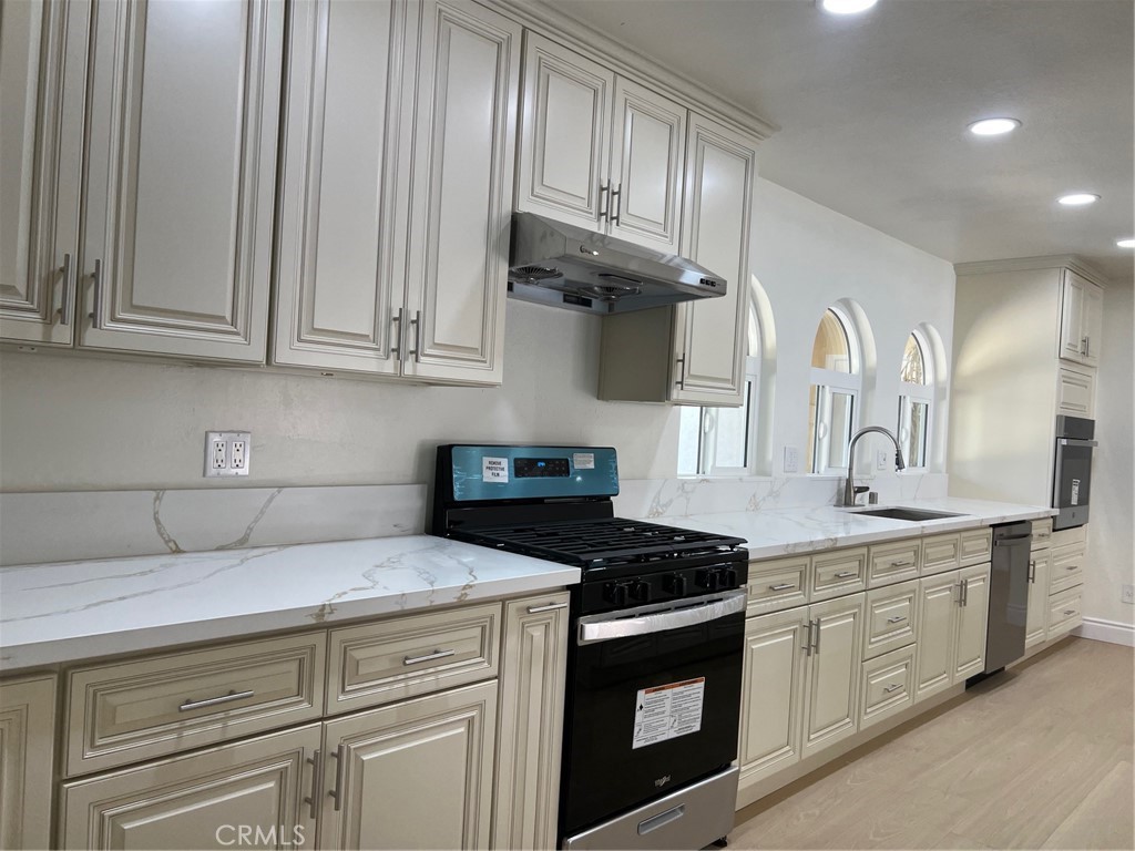 2005 Mt Vernon Avenue Riverside, CA 92507 - Photo 21 of 36