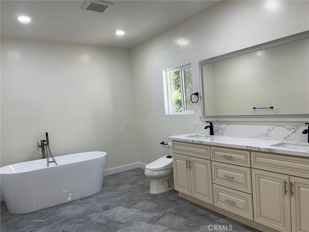 2005 Mt Vernon Avenue Riverside, CA 92507 - Photo 24 of 36