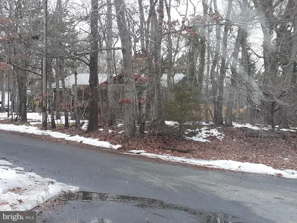 $389,900 | 3 Demaret Court, Little Egg Harbor, NJ 08087