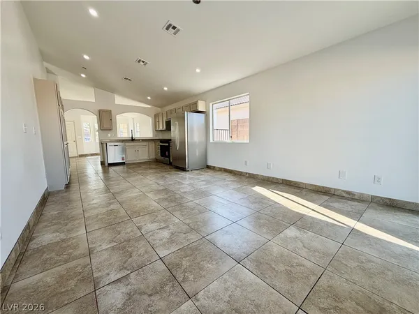 $2,013 | 3813 Sorrowing Sparrow Court, North Las Vegas, NV 89032