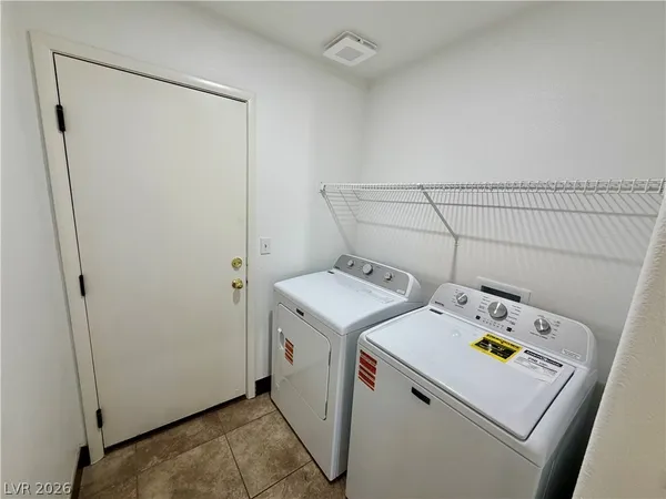 $2,013 | 3813 Sorrowing Sparrow Court, North Las Vegas, NV 89032