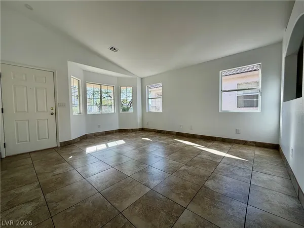 $2,013 | 3813 Sorrowing Sparrow Court, North Las Vegas, NV 89032