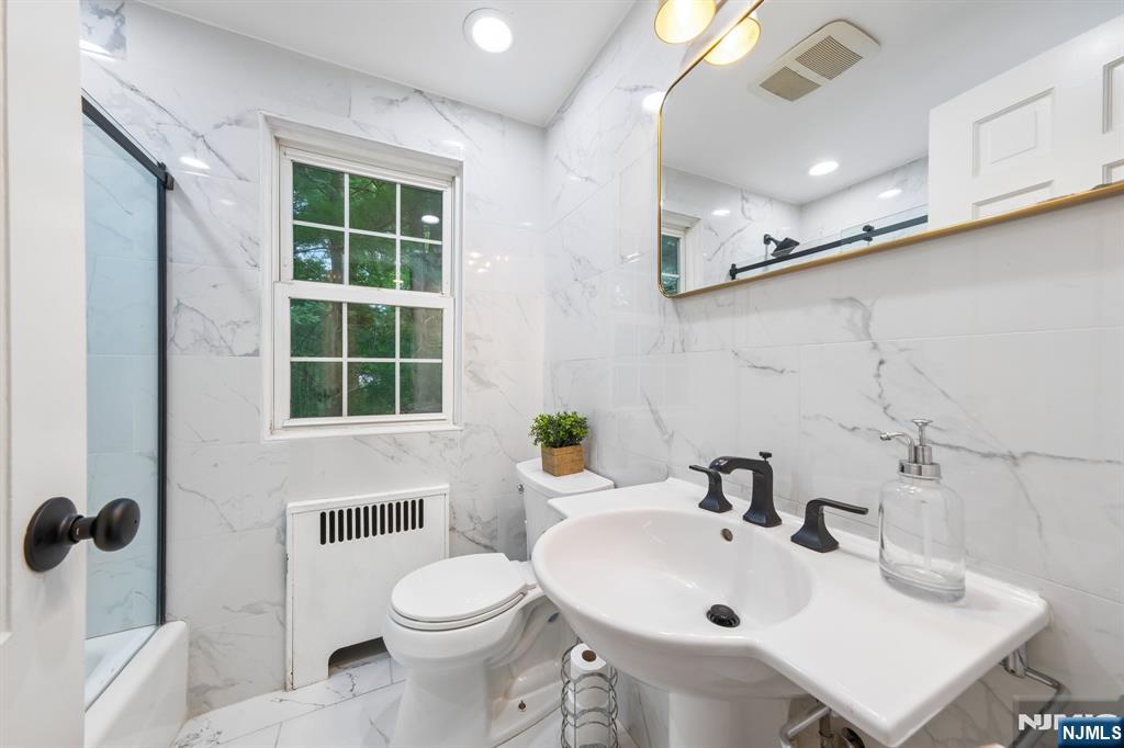 144 Walker Road West Orange, NJ 07052 - Photo 25 of 39