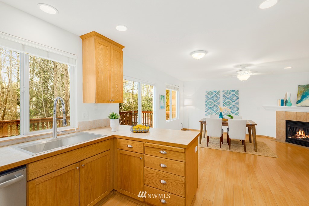 2418 Stafford Way, Unit 49 Bothell, WA 98012 - Photo 14 of 30 Gallery Image 14
