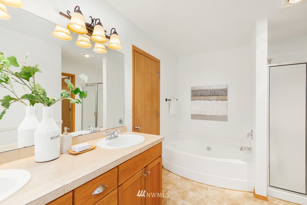 2418 Stafford Way, Unit 49 Bothell, WA 98012 - Photo 22 of 30 Gallery Image 22