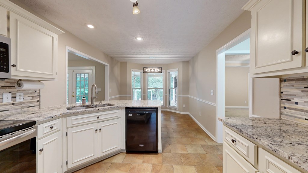 212 Grant Road Cataula, GA 31804 - Photo 19 of 56 Kitchen