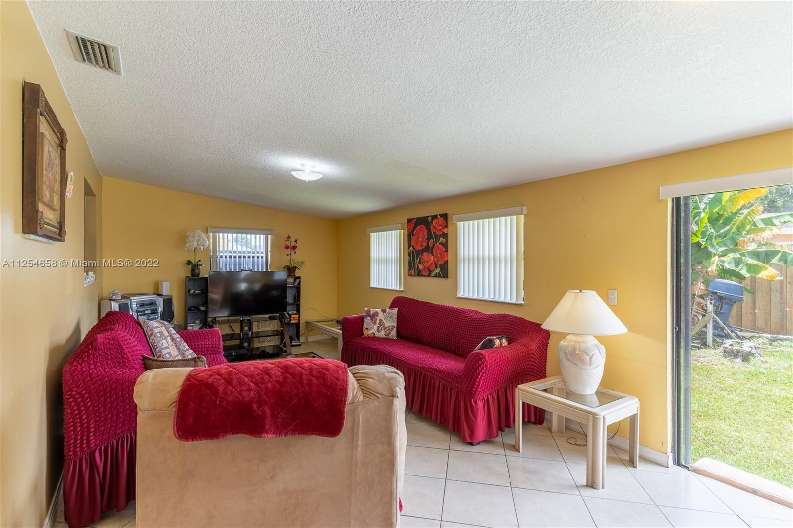 14960 Southwest 306th Street Homestead, FL 33033 - Photo 13 of 24 Gallery Image 13