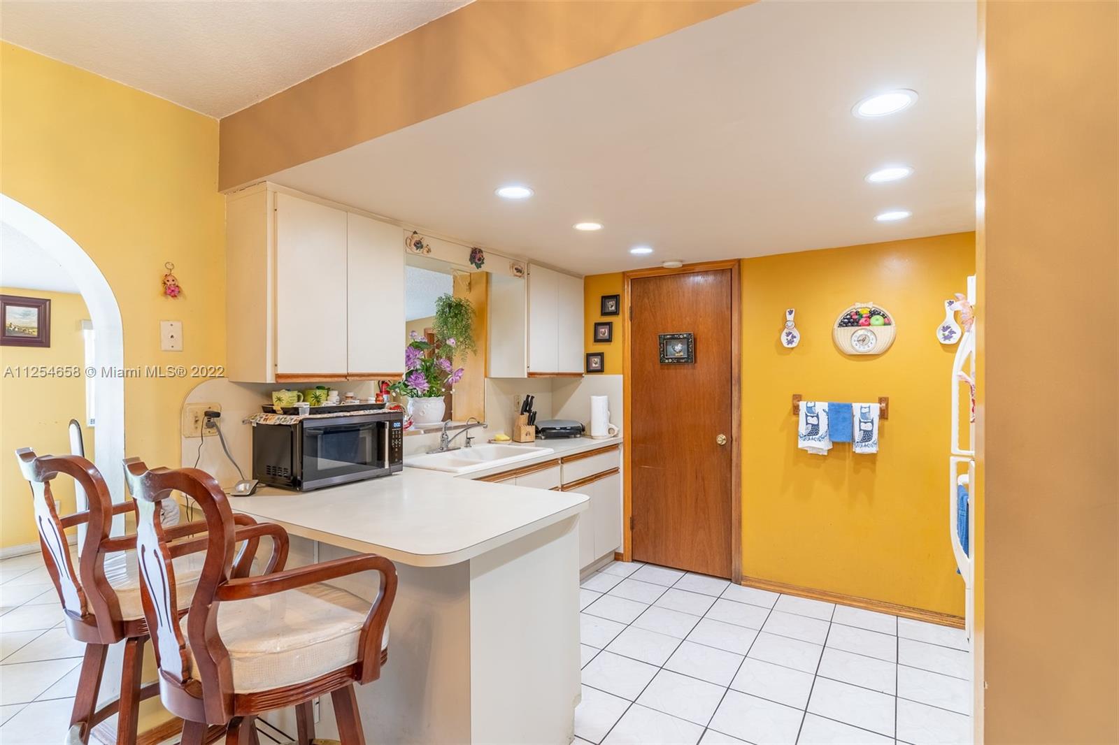 14960 Southwest 306th Street Homestead, FL 33033 - Photo 9 of 24 Gallery Image 9