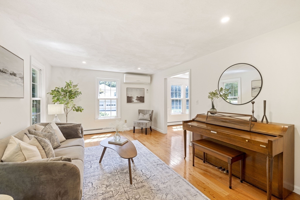 508 Springs Road Bedford, MA 01730 - Photo 17 of 42 Gallery Image 17
