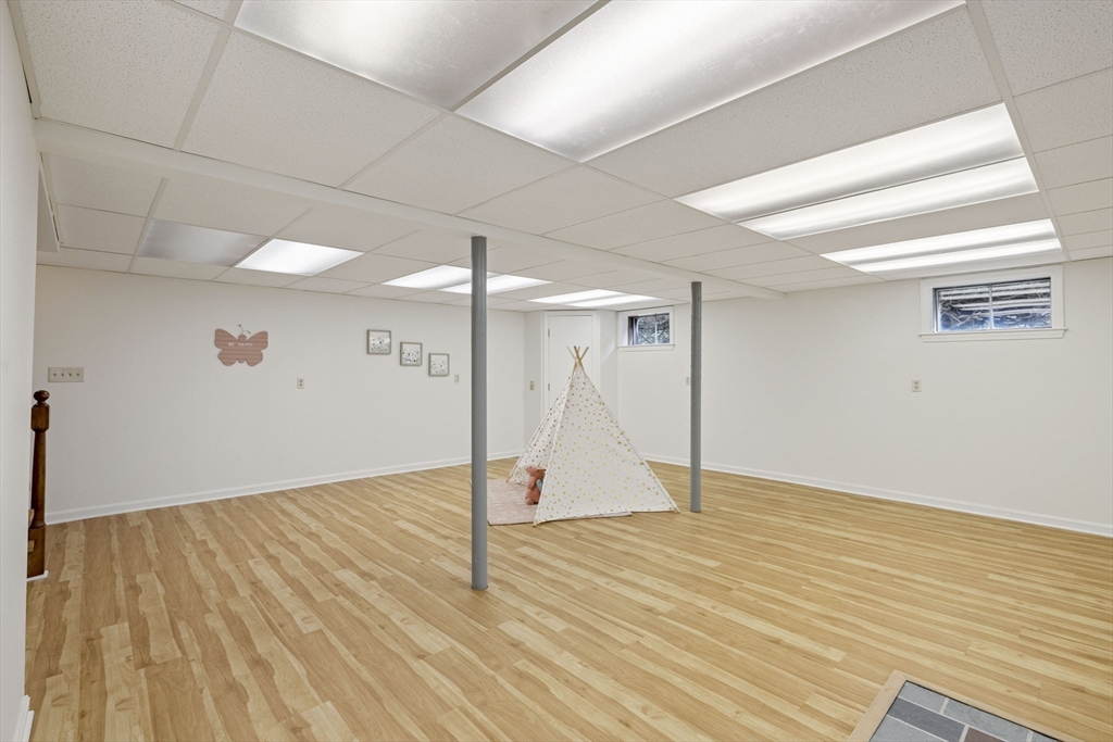 508 Springs Road Bedford, MA 01730 - Photo 37 of 42 Gallery Image 37