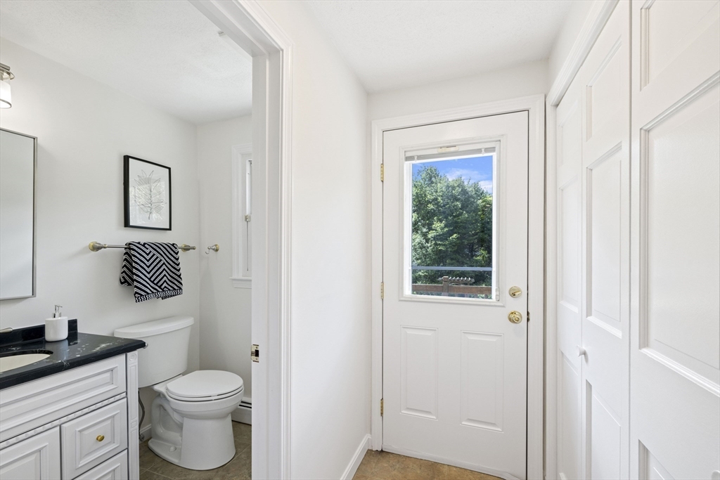 508 Springs Road Bedford, MA 01730 - Photo 8 of 42 Gallery Image 8
