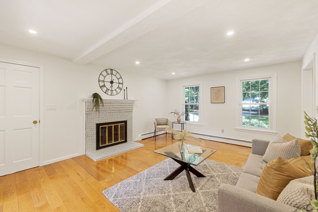 508 Springs Road Bedford, MA 01730 - Photo 9 of 42 Gallery Image 9