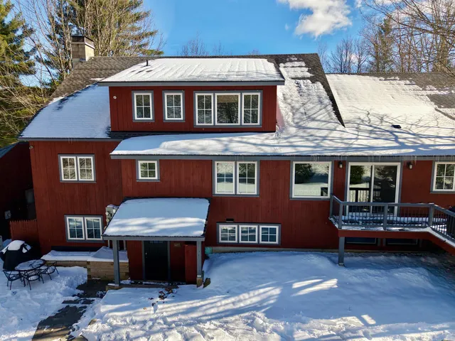 $850,000 | 3209 German Flats Road, Unit 2, Warren, VT 05674