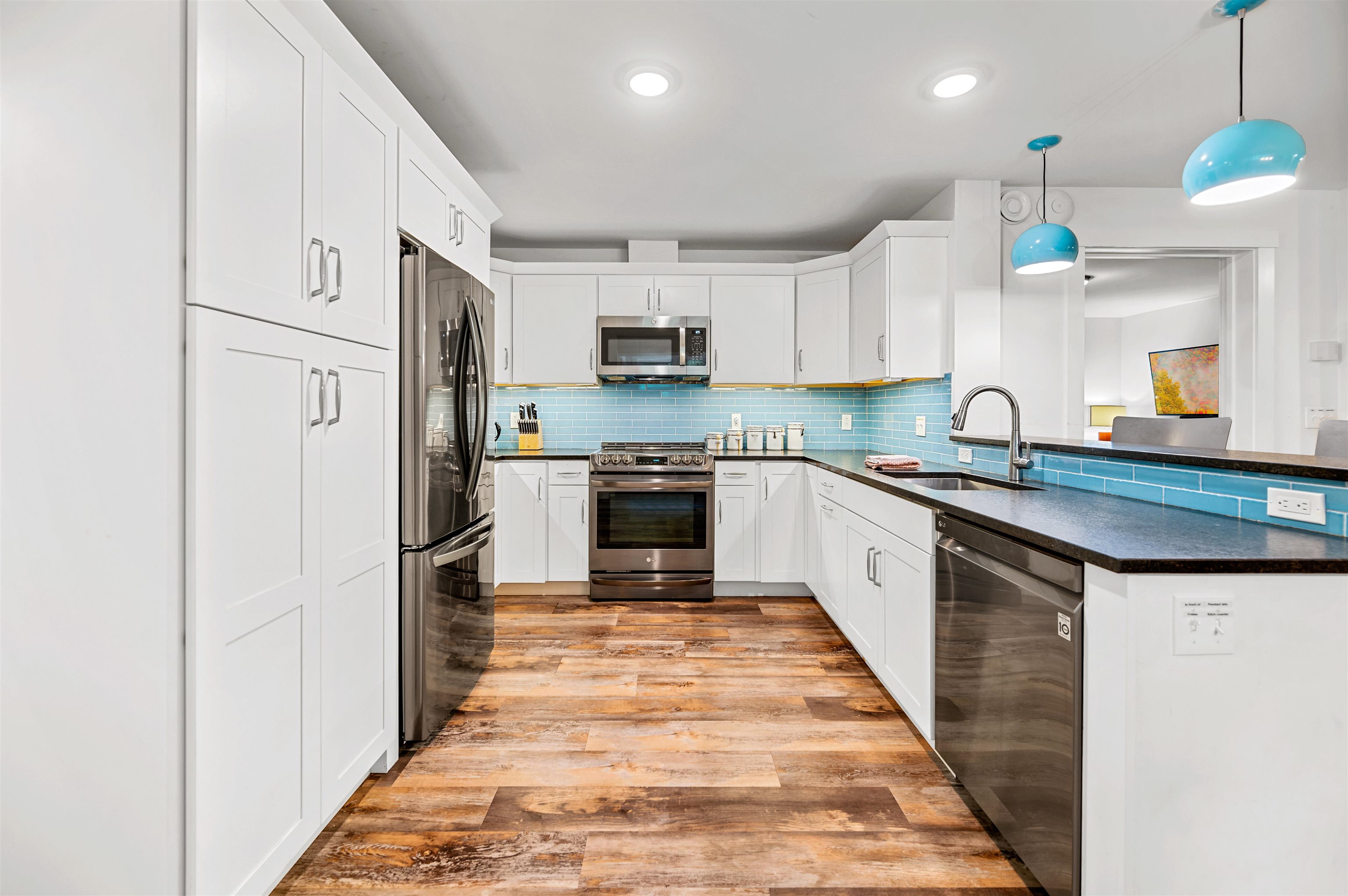 3209 German Flats Road, Unit 2 Warren, VT 05674 - Photo 11 of 42