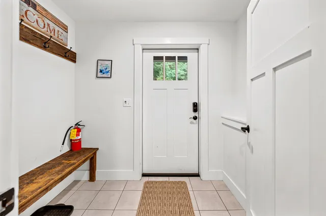 $850,000 | 3209 German Flats Road, Unit 2, Warren, VT 05674