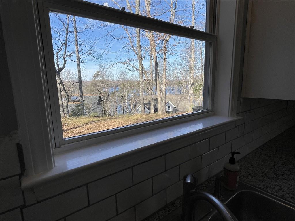 3492 Point View Circle Gainesville, GA 30506 - Photo 12 of 67