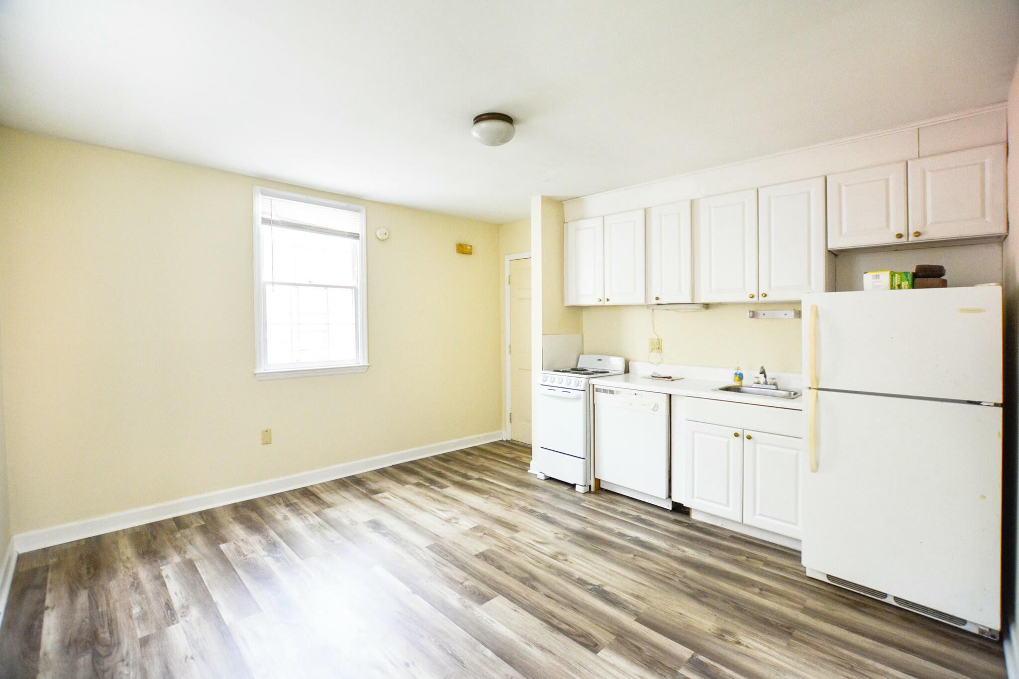 132 Logan Street, Unit A Charleston, SC 29401 - Photo 10 of 16 tempImageHExCdJ