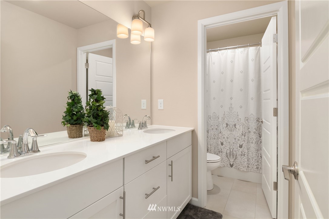 205 178th Street Southeast Bothell, WA 98012 - Photo 16 of 31