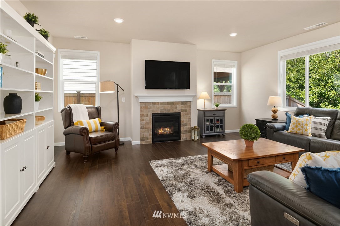 205 178th Street Southeast Bothell, WA 98012 - Photo 5 of 31