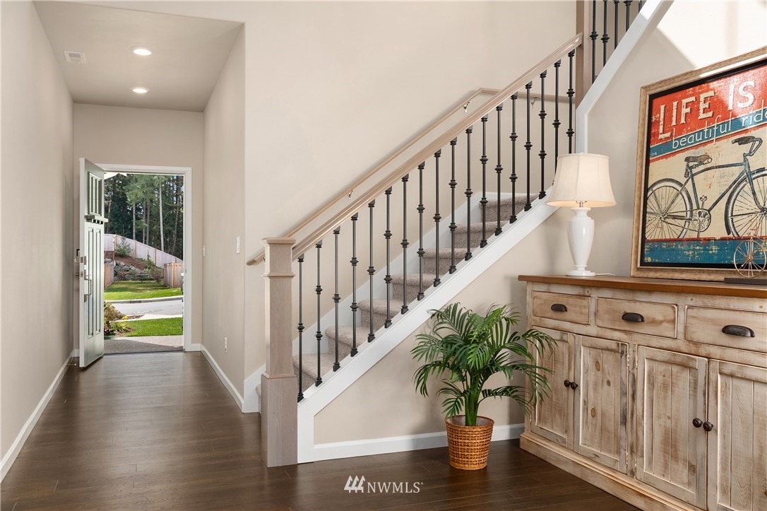 205 178th Street Southeast Bothell, WA 98012 - Photo 6 of 31