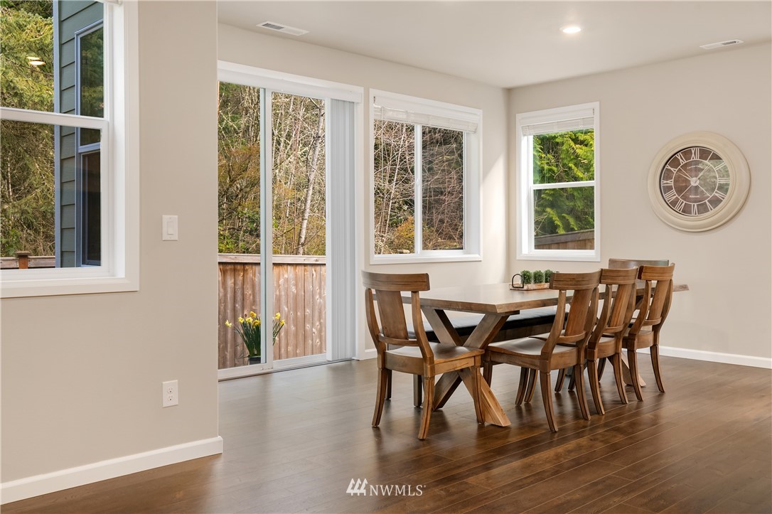 205 178th Street Southeast Bothell, WA 98012 - Photo 10 of 31