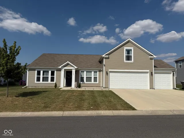 $324,900 | 1664 West Kole Drive, Greensburg, IN 47240