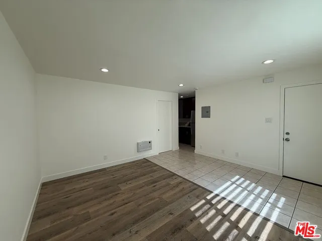 $2,200 | 2400 Vanderbilt Lane, Unit 2402D, Redondo Beach, CA 90278